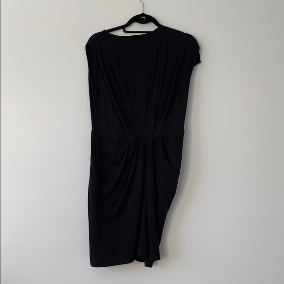 Clu asymmetrical black dress - Picture 4 of 4